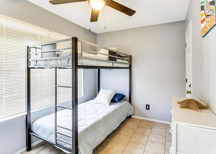 8 Mi To Linda Vista Trail: W/ Patio *